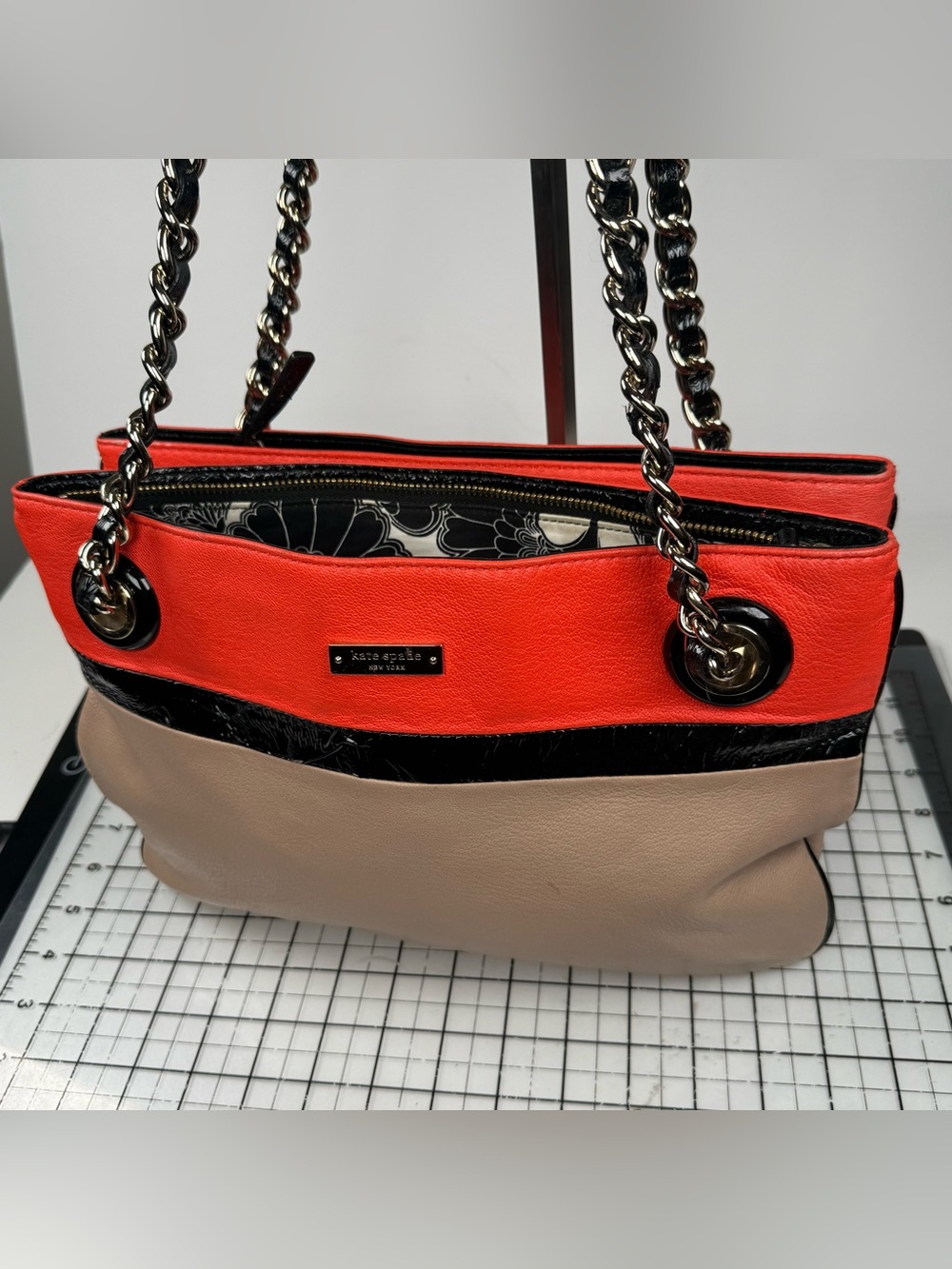 Kate Spade Orange Black & Beige Colorblock Bag black white floral. Chain strap
